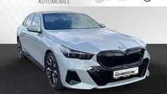 Brooklyn grau metallic Gebraucht 2024 BMW i5 M Sport Limousine | 59.800 € (Superpreis)