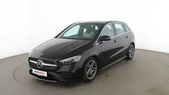 Schwarz Gebraucht 2019 Mercedes B200 AMG line Van / Kleinbus | 20.270 € (Fairer Preis)