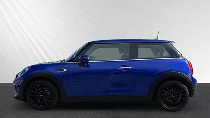 Gebraucht Mini ONE 102 PS (75 kW) 2021 Blau Kleinwagen