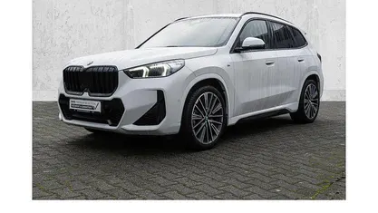 Gebraucht BMW X1 M Sport 204 PS (150 kW) 2023 Weiß SUV