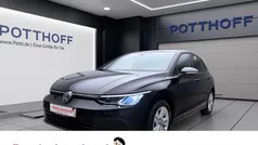 Schwarz Gebraucht 2020 VW Golf VII Life Limousine | 19.977 € (Fairer Preis)