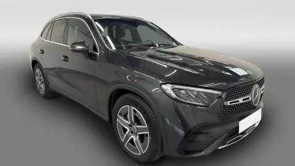 Gebraucht Mercedes E300 AMG line 269 PS (197 kW) 2025 Grau SUV