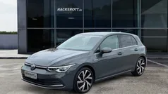 Grau Gebraucht 2022 VW Golf VIII Style Limousine | 21.450 € (Fairer Preis)