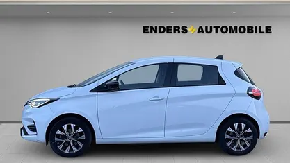 Weiss Gebraucht 2022 Renault Zoe Evolution Kleinwagen | 12.980 € (Guter Preis)