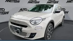 Beige Gebraucht 2024 Fiat 600 La Prima SUV | 25.990 € (Fairer Preis)