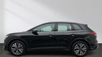 Gebraucht Audi Q4 e-tron Sport 150 kW (204 PS) 2022 Mythosschwarz SUV