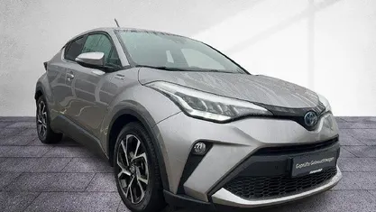 Metal stream silver metallic Gebraucht 2021 Toyota C-HR Team SUV | 23.390 € (Fairer Preis)