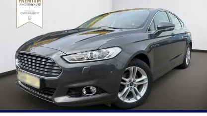 Gebraucht Ford Mondeo Titanium 179 PS (131 kW) 2018 Grau Limousine