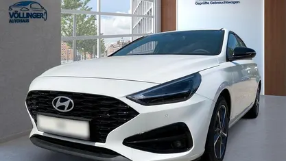 Gebraucht Hyundai i30 Advantage 99 PS (72 kW) 2025 Weiß Limousine