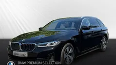 Schwarz Gebraucht 2023 BMW 520 Sport Line Kombi | 38.488 € (Fairer Preis)
