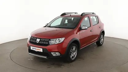 Rot Gebraucht 2017 Dacia Sandero Stepway Ambiance Limousine | 9.310 € (Fairer Preis)