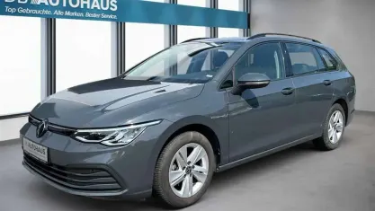 Gebraucht VW Golf VIII Life 110 PS (80 kW) 2024 Grau Kombi