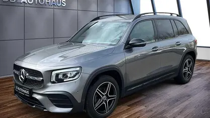 Gebraucht Mercedes GLB220 AMG line 190 PS (139 kW) 2023 Grau SUV
