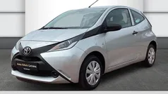 Merlansilber mica me Gebraucht 2014 Toyota Aygo Kleinwagen | 5.750 € (Guter Preis)
