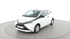 Weiß Gebraucht 2017 Toyota Aygo X-play Kleinwagen | 9.190 € (Fairer Preis)