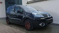 Schwarz Gebraucht 2013 Citroën Berlingo SELECTION Van / Kleinbus | 5.980 € (Guter Preis)