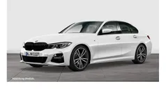 Weiß Gebraucht 2022 BMW 318 M Sport Limousine | 32.490 € (Fairer Preis)