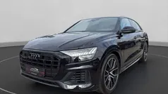 Orcaschwarz metallic Gebraucht 2021 Audi Q8 Ambiente SUV | 64.880 € (Fairer Preis)
