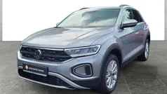 Grau Gebraucht 2025 VW T-Roc Life SUV | 29.890 € (Guter Preis)