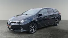 Gebraucht 2017 Toyota Auris Touring Sports Kombi | 16.480 € (Etwas zu teuer)