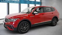 Rot Gebraucht 2023 VW Tiguan Allspace Life SUV | 37.780 € (Fairer Preis)