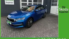 Raceblau metallic Neu 2024 Skoda Octavia Selection Kombi | 34.990 € (Fairer Preis)