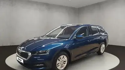 Gebraucht Skoda Octavia Ambition 150 PS (110 kW) 2022 Lavablau metallic SUV