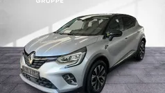 Grau Gebraucht 2023 Renault Captur Techno SUV | 24.390 € (Fairer Preis)