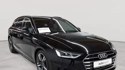 Brillantschwarz Gebraucht 2022 Audi A4 Advanced Kombi | 19.690 € (Guter Preis)