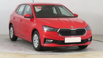 Gebraucht 2024 Skoda Fabia Selection Limousine | 16.790 € (Guter Preis)