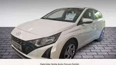 Atlas white Neu 2025 Hyundai i20 Select Limousine | 21.390 € (Fairer Preis)
