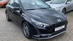 Schwarz Gebraucht 2024 Hyundai i20 Trend Limousine | 18.880 € (Fairer Preis)