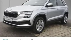 Gebraucht 2025 Skoda Karoq Selection SUV | 35.990 € (Fairer Preis)