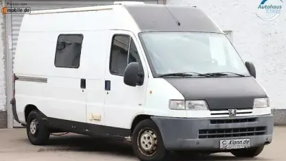 Gebraucht Peugeot Boxer 128 PS (94 kW) 2001 Weiß Van