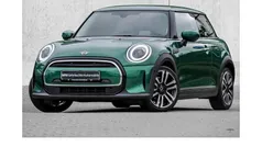 Grün Gebraucht 2021 Mini ONE Kleinwagen | 20.440 € (Fairer Preis)