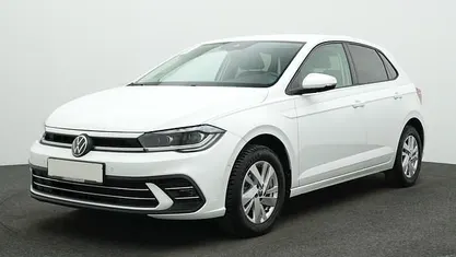 Pure white Gebraucht 2024 VW Polo Style | 20.150 € (Guter Preis)