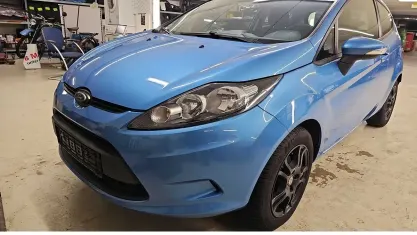 Gebraucht Ford Fiesta Trend 60 PS (44 kW) 2010 Limousine