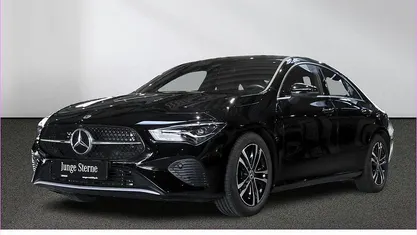 Gebraucht Mercedes CLA200 163 PS (119 kW) 2024 Unilack nachtschwarz Coupé