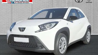 Gebraucht 2025 Toyota Aygo X X-play SUV | 18.590 € (Fairer Preis)