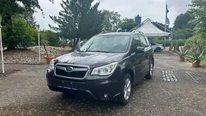 Gebraucht Subaru Forester Exclusive+ 147 PS (108 kW) 2014 Grau SUV
