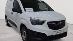 Jade weiß Gebraucht 2020 Opel Combo Selection Van | 13.490 € (Guter Preis)