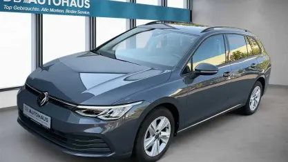 Gebraucht VW Golf VIII Life 110 PS (80 kW) 2023 Grau Kombi