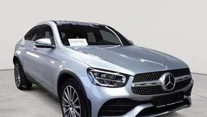 Gebraucht Mercedes GLC220 AMG line 194 PS (142 kW) 2023 Hightechsilber metallic Coupé