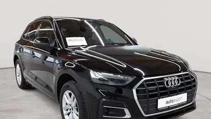 Brillantschwarz Gebraucht 2022 Audi Q5 Ambiente SUV | 33.990 € (Superpreis)