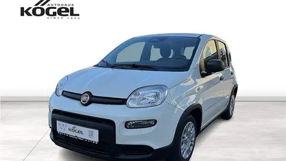 Weiß (gelato weiss) Gebraucht 2024 Fiat Panda Kleinwagen | 14.490 € (Guter Preis)