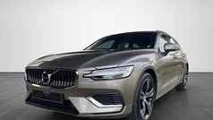 Pebble grey / metallic Gebraucht 2022 Volvo V60 Kombi | 37.220 € (Guter Preis)