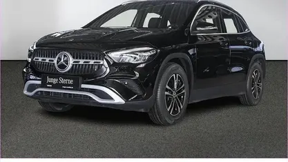 Gebraucht Mercedes GLA200 163 PS (119 kW) 2024 SUV