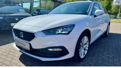 Weiß Gebraucht 2024 Seat Leon Style Limousine | 24.898 € (Fairer Preis)