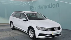 Weiß Gebraucht 2022 VW Passat Kombi | 25.770 € (Fairer Preis)