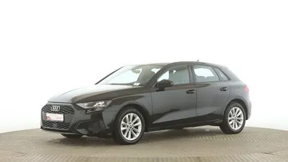 Gebraucht Audi A3 Basis 110 PS (80 kW) 2023 Brillantschwarz Limousine